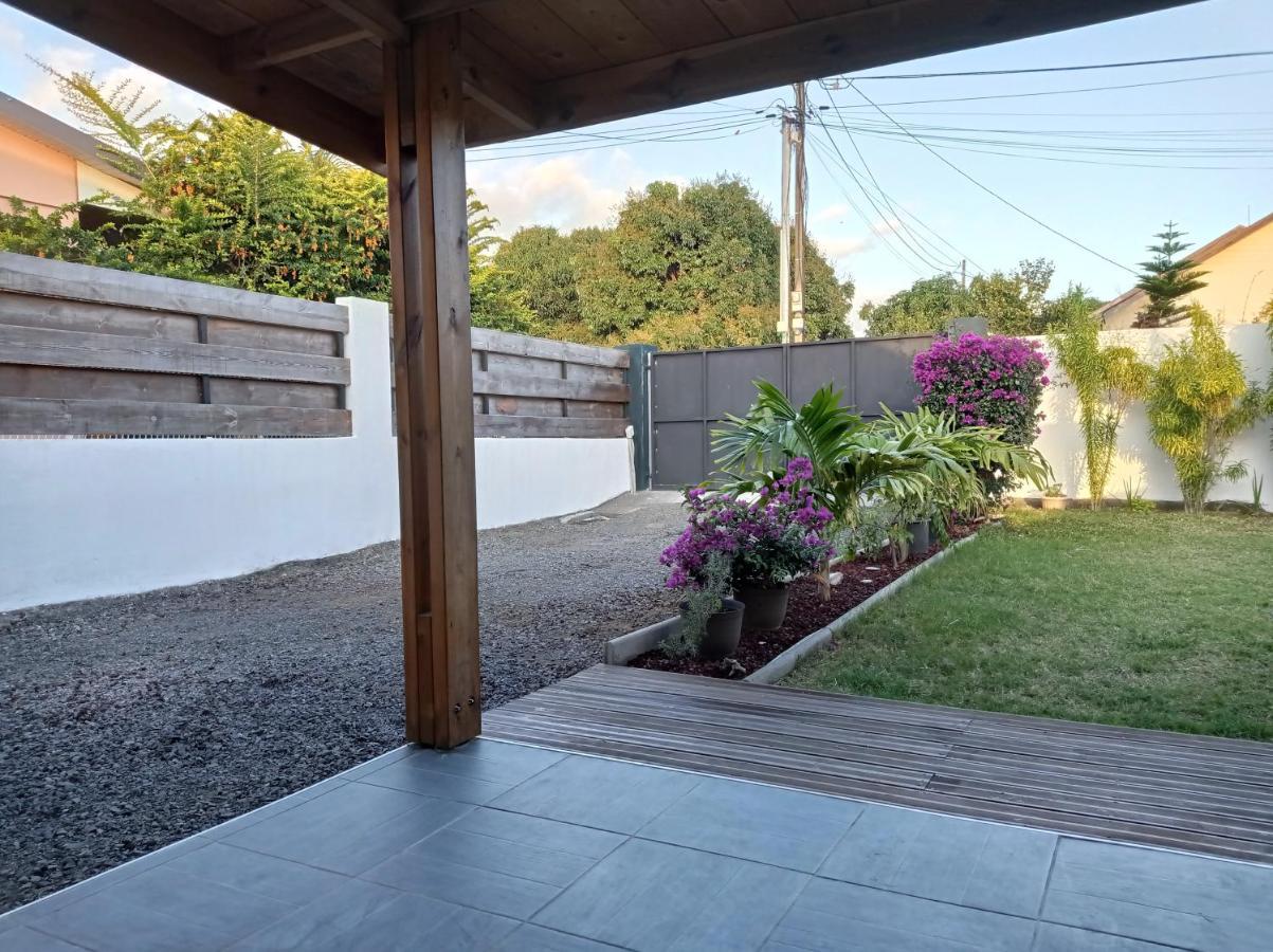 Jolie Maison T3 A St Pierre, 2 Chambres Avec Sdb, Grande Varangue, Jardin Saint Pierre Ngoại thất bức ảnh