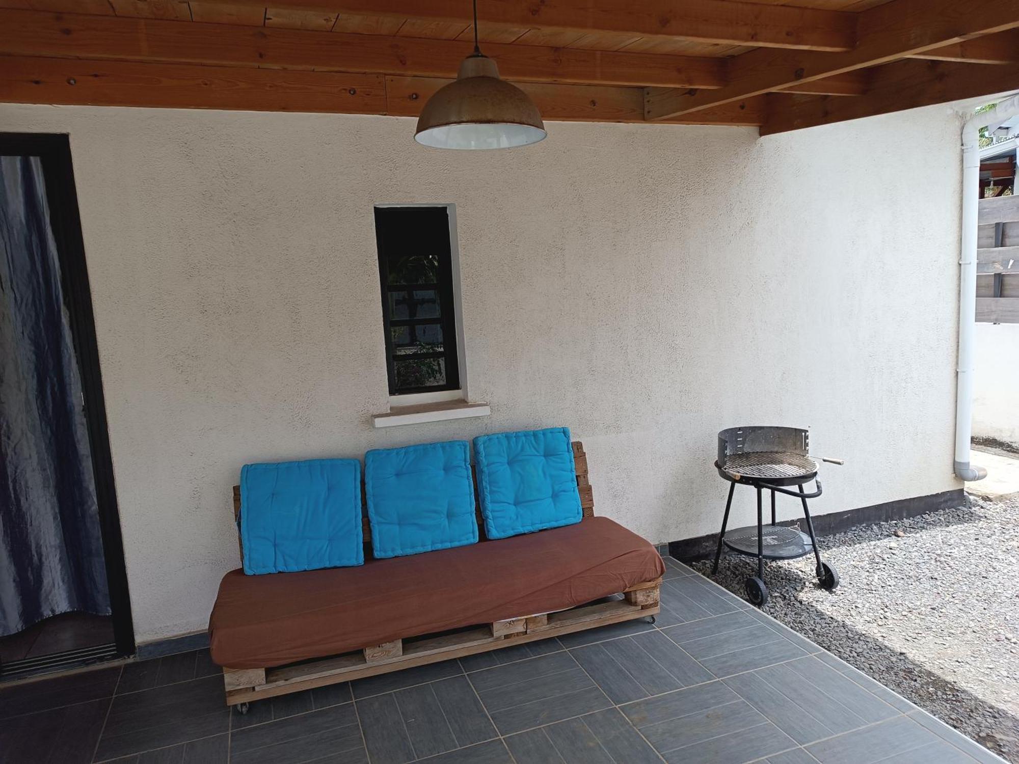 Jolie Maison T3 A St Pierre, 2 Chambres Avec Sdb, Grande Varangue, Jardin Saint Pierre Phòng bức ảnh