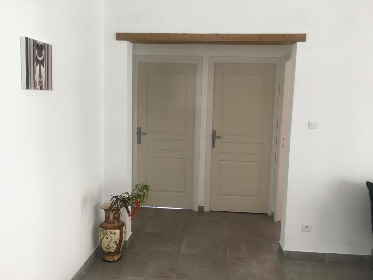 Jolie Maison T3 A St Pierre, 2 Chambres Avec Sdb, Grande Varangue, Jardin Saint Pierre Ngoại thất bức ảnh